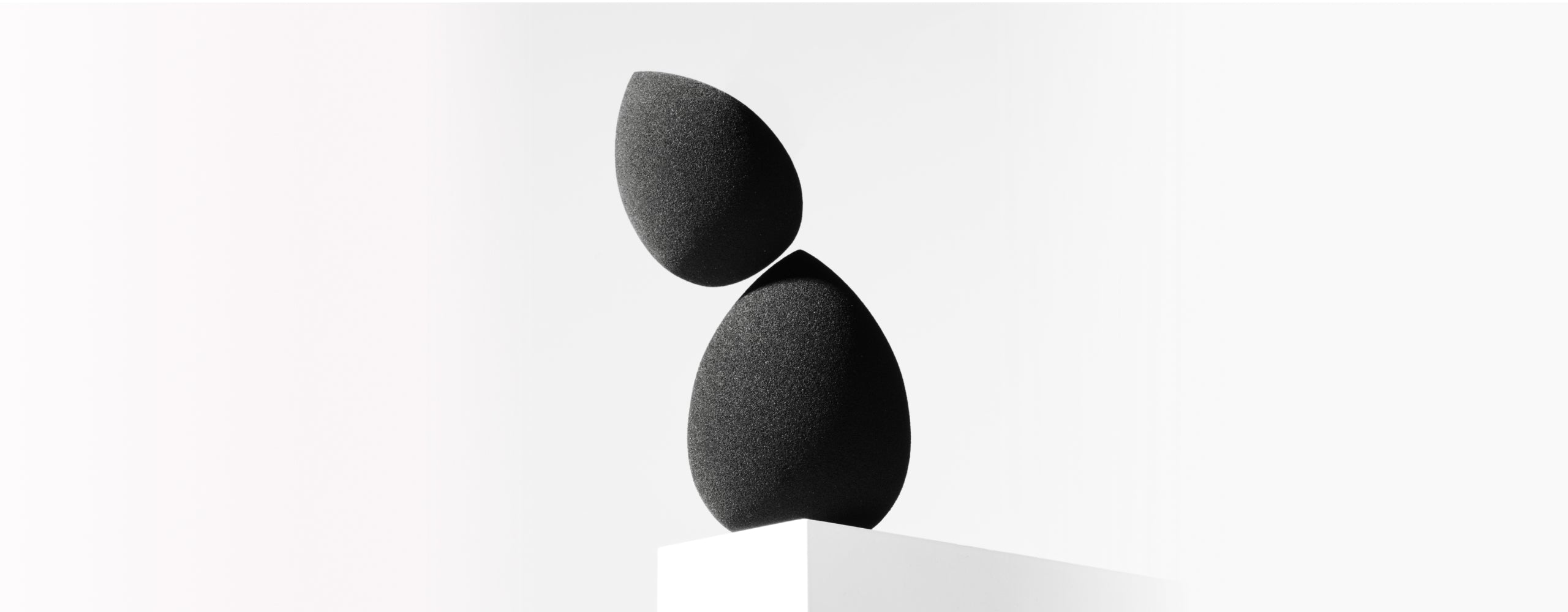 AUTHENTIC WOMAN PERFECT SATIN VEIL – BRILLIAGE